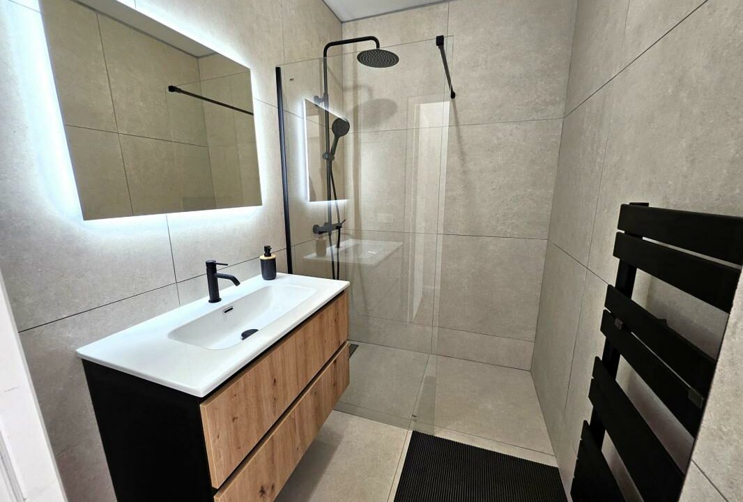 256-COMPANY38357KRV-03052025-022119-4