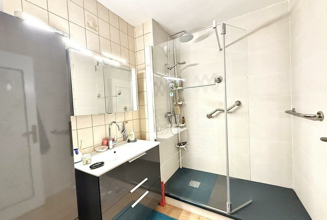 343-COMPANY38357KRV-23052025-035207-9