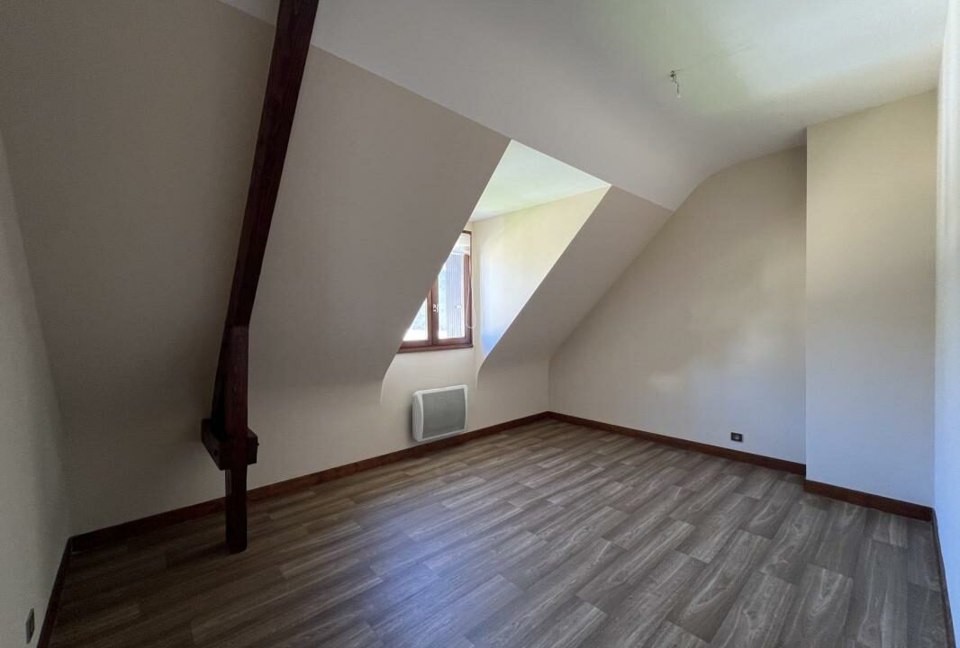 395-ARSATI-30082025-023551-11