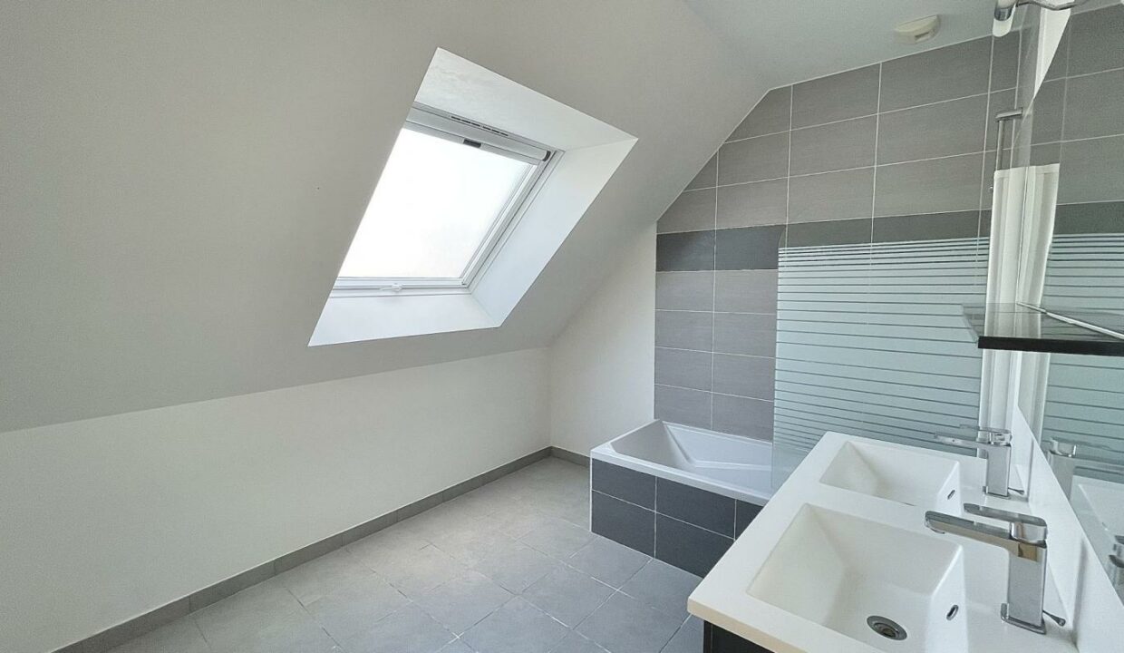 302-ARSATI-30112025-033837-14