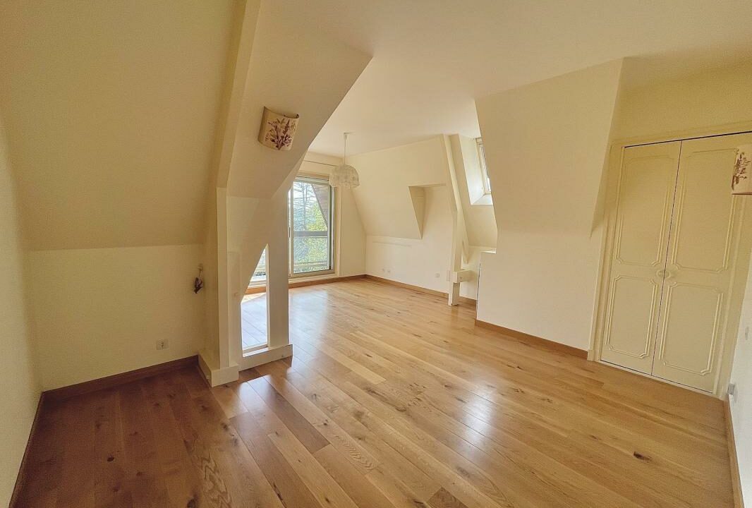 326-ARSATI-30112025-033840-13