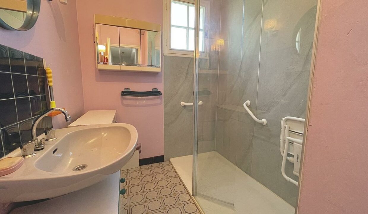 373-ARSATI-30112025-033834-13