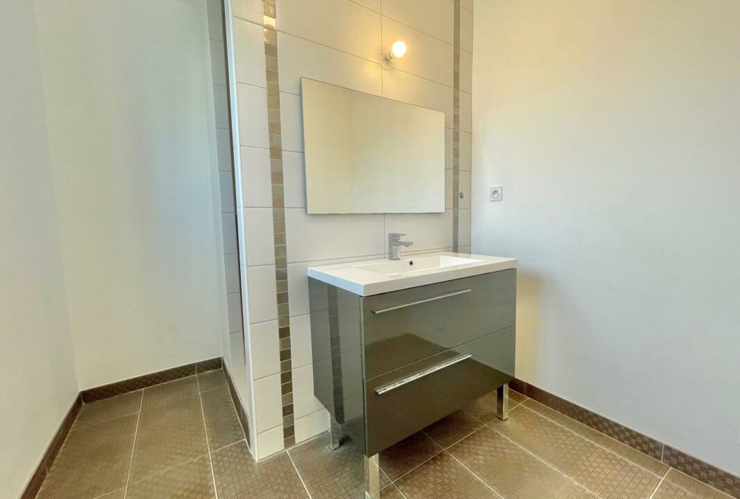 387-ARSATI-30112025-033838-12