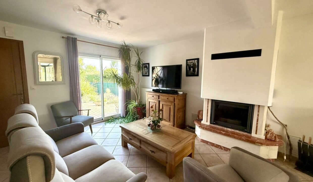 447-ARSATI-30112025-033850-2