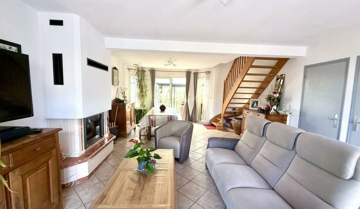 447-ARSATI-30112025-033850-3